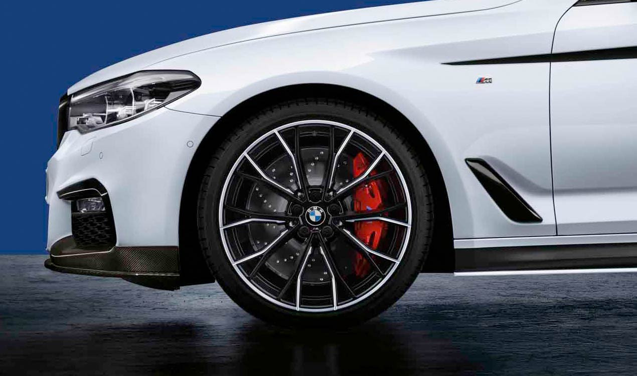 BMW KOMPLETNÍ LETNÍ SADA KOL 20 BMW KOMPLETNÍ LETNÍ SADA KOL 20