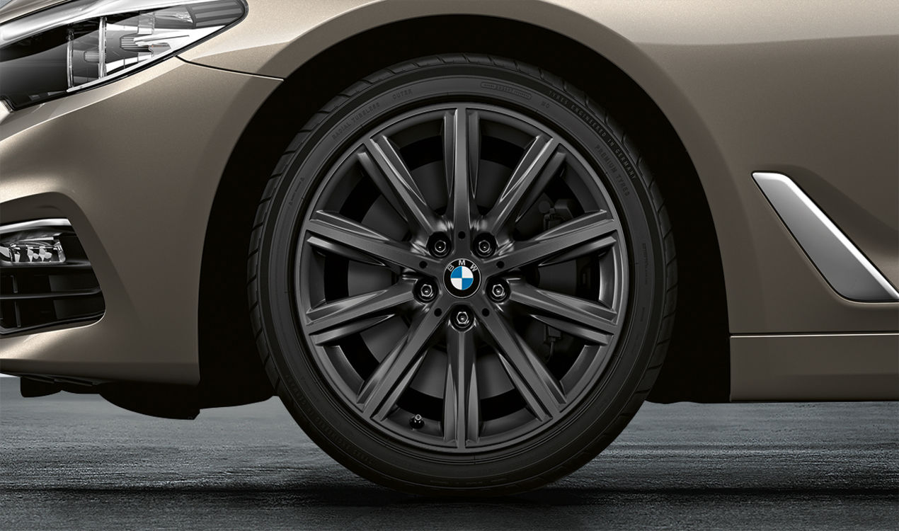 ORIGINÁLNÍ BMW KOMPLETNÍ ZIMNÍ KOLO V-SPOKE 684 ORIGINÁLNÍ BMW KOMPLETNÍ ZIMNÍ KOLO V-SPOKE 684