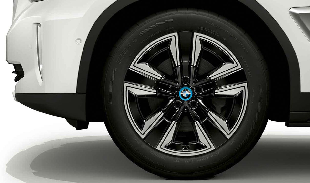 ORIGINÁLNÍ BMW i KOMPLETNÍ ZIMNÍ KOLO AERODYNAMIC 842 ORIGINÁLNÍ BMW i KOMPLETNÍ ZIMNÍ KOLO AERODYNAMIC 842