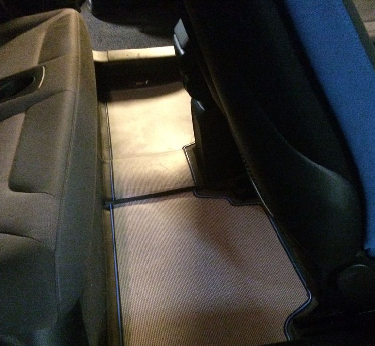 ORIGINÁLNÍ BMW i3 KOBERCE GUMOVÉ ZADNÍ